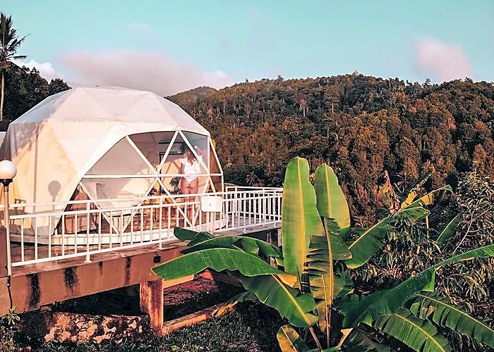 Campo de lujo Moondock Luxury Camp Munduk